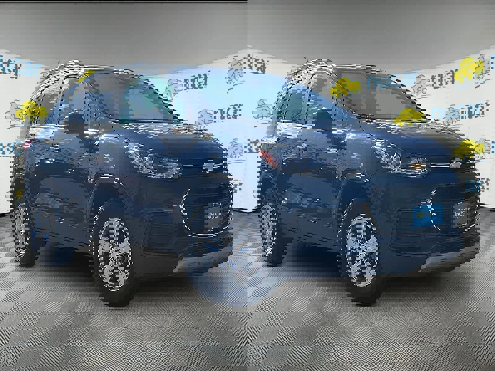 Used 2019 Chevrolet Trax LT w/ Sun & Sound Package image 1