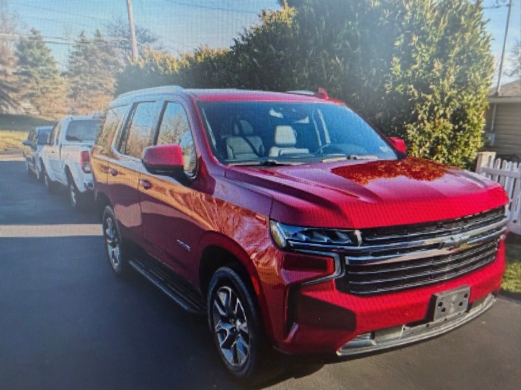 Used 2023 Chevrolet Tahoe LT image 3