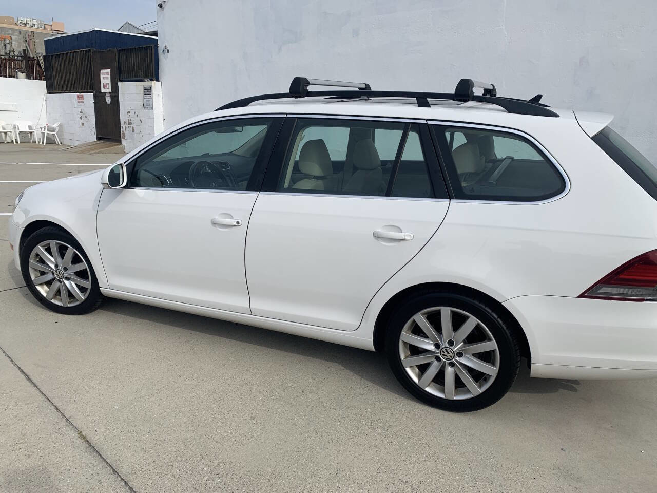 Used 2013 Volkswagen Jetta SE FWD image 8