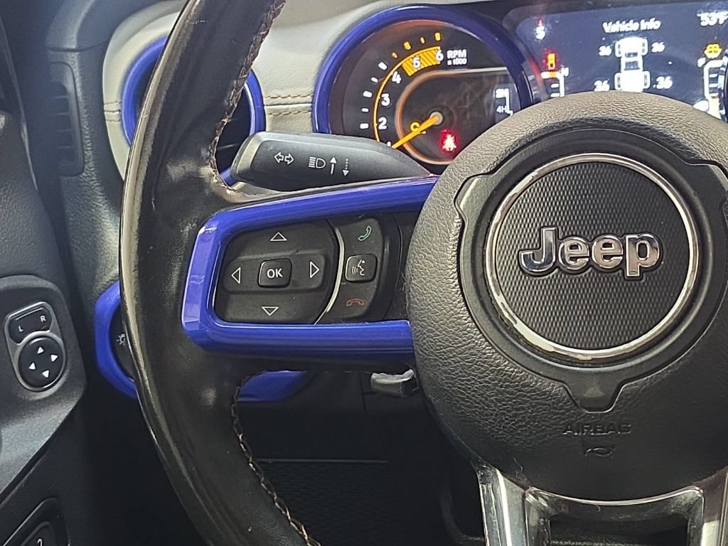 Used 2021 Jeep Gladiator Overland AWD/4WD image 19