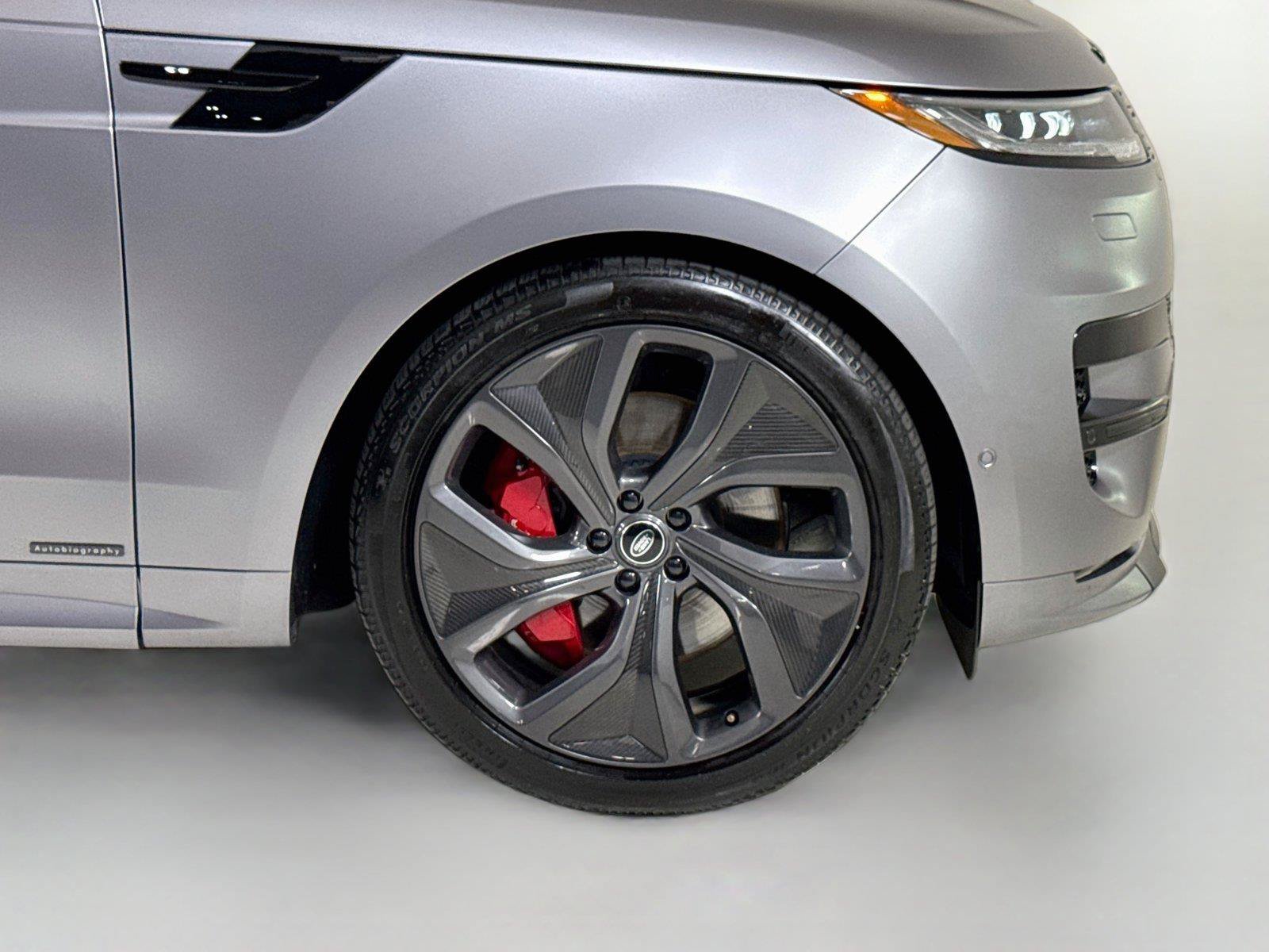 Used 2025 Land Rover Range Rover Sport Autobiography AWD/4WD image 36