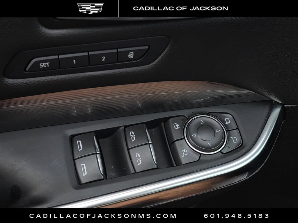 Certified 2025 Cadillac XT4 Premium Luxury FWD image 23