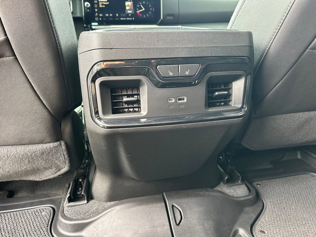 Used 2022 GMC Sierra 1500 AT4 w/ AT4 Preferred Package AWD/4WD image 23