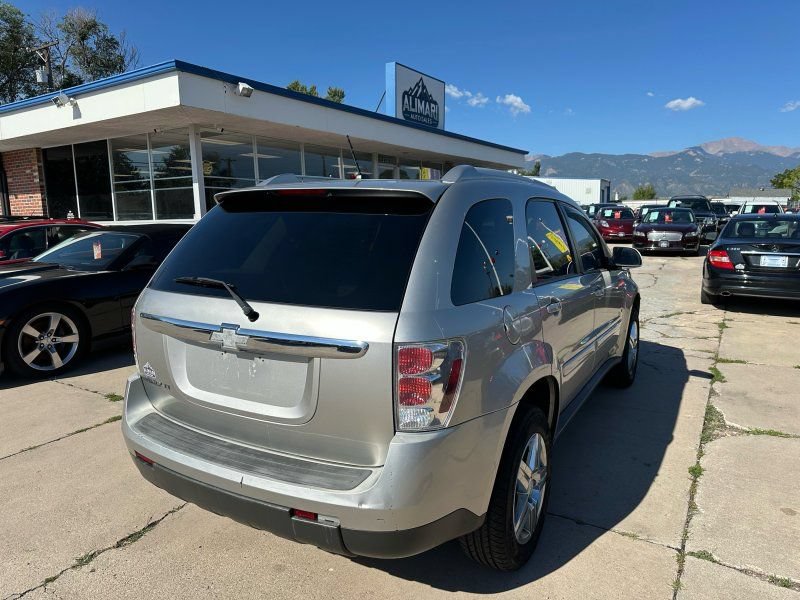 Used 2008 Chevrolet Equinox LT w/ Chrome And Sound Package FWD image 7