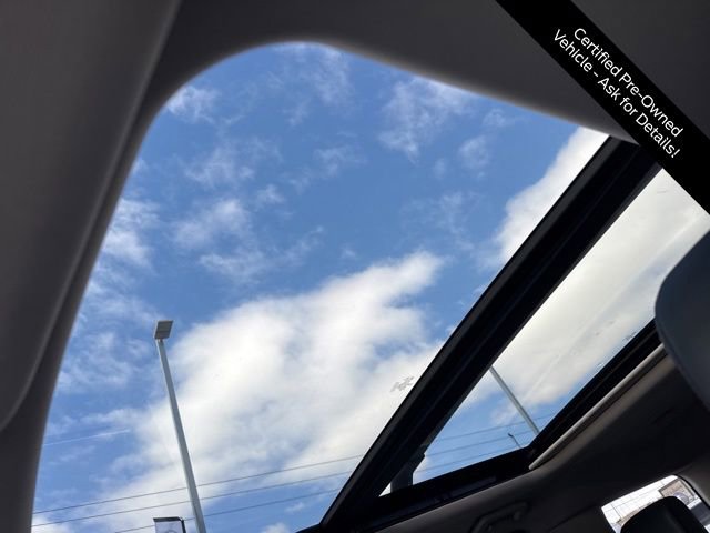 Used 2024 Ford Expedition XLT image 22