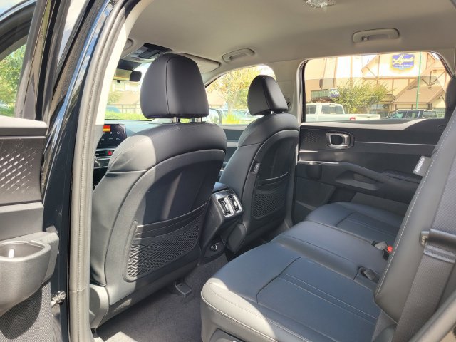 New 2026 Kia Sorento S FWD image 6