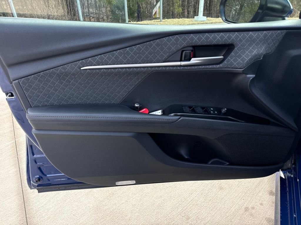 Used 2026 Toyota Camry XLE image 14