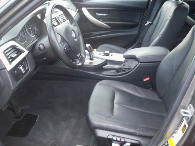 Used 2016 BMW 320i xDrive Sedan image 7