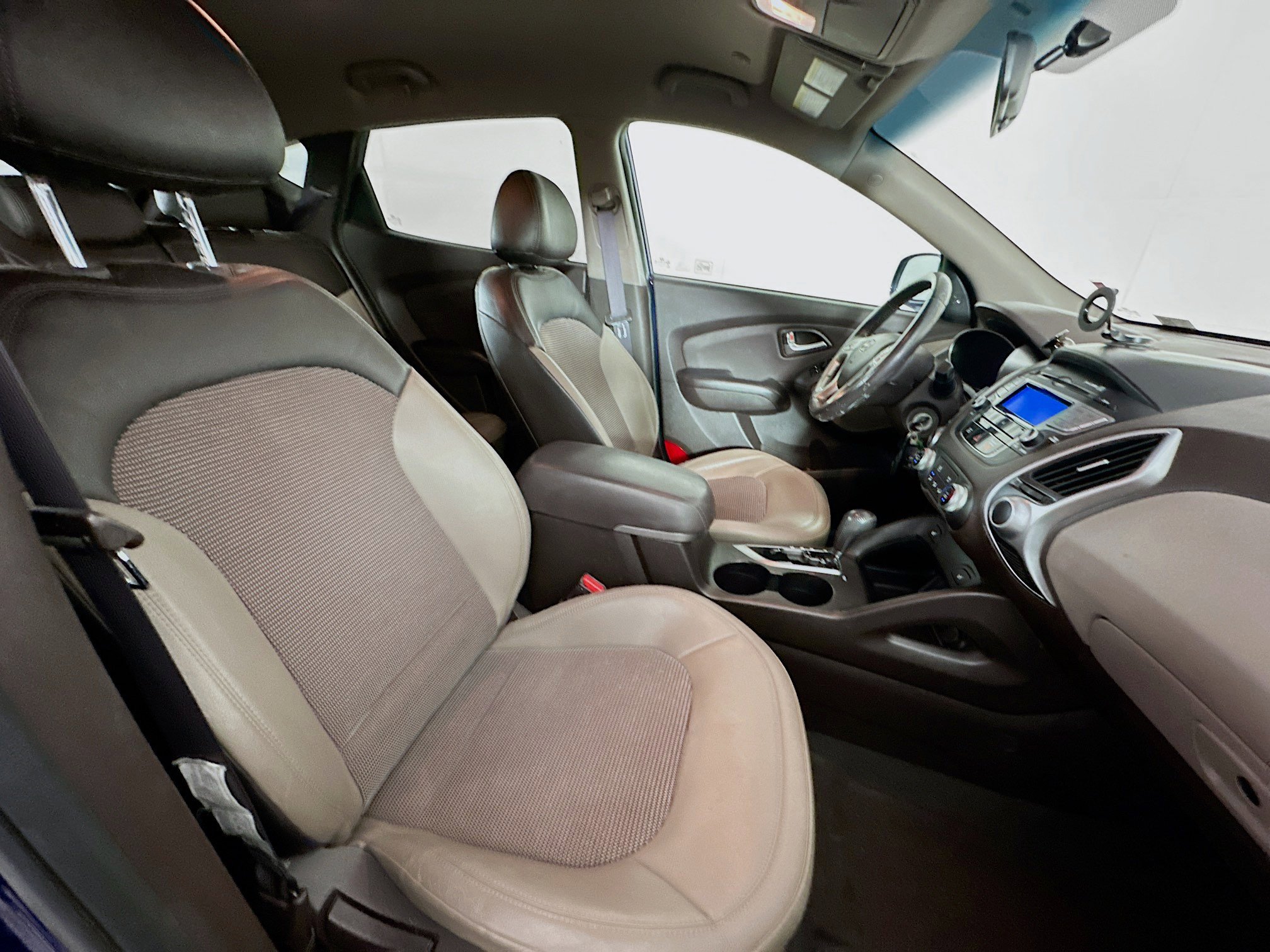 Used 2012 Hyundai Tucson GLS AWD/4WD image 27