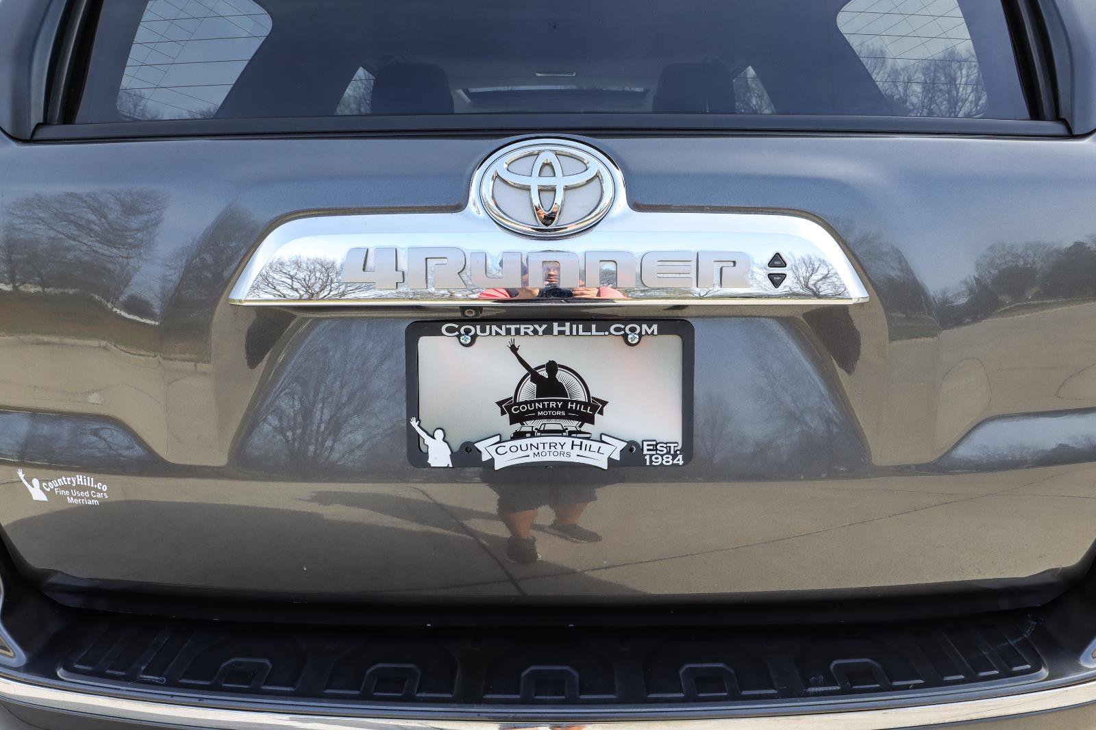 Used 2017 Toyota 4Runner Limited image 41
