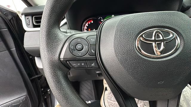 Used 2024 Toyota RAV4 LE image 16