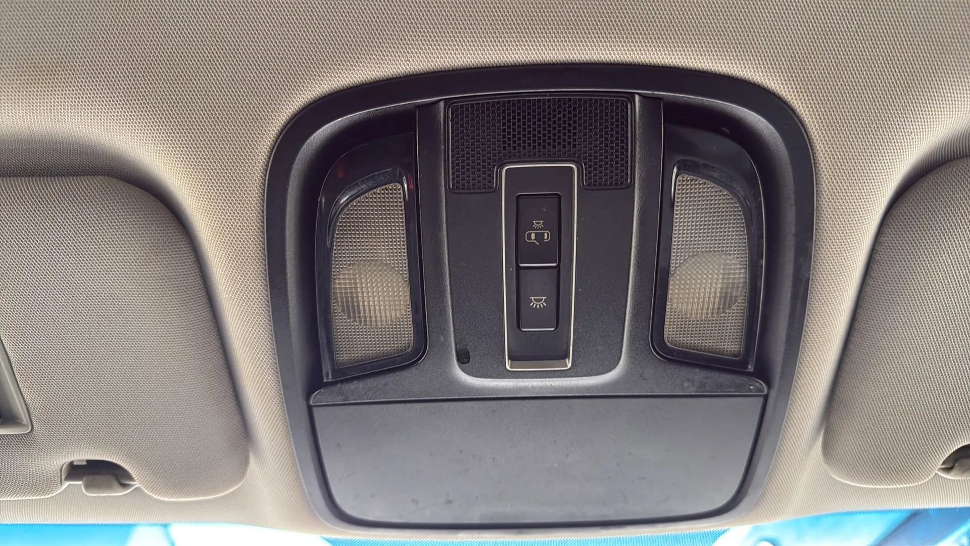 Used 2017 Kia Sorento LX image 21