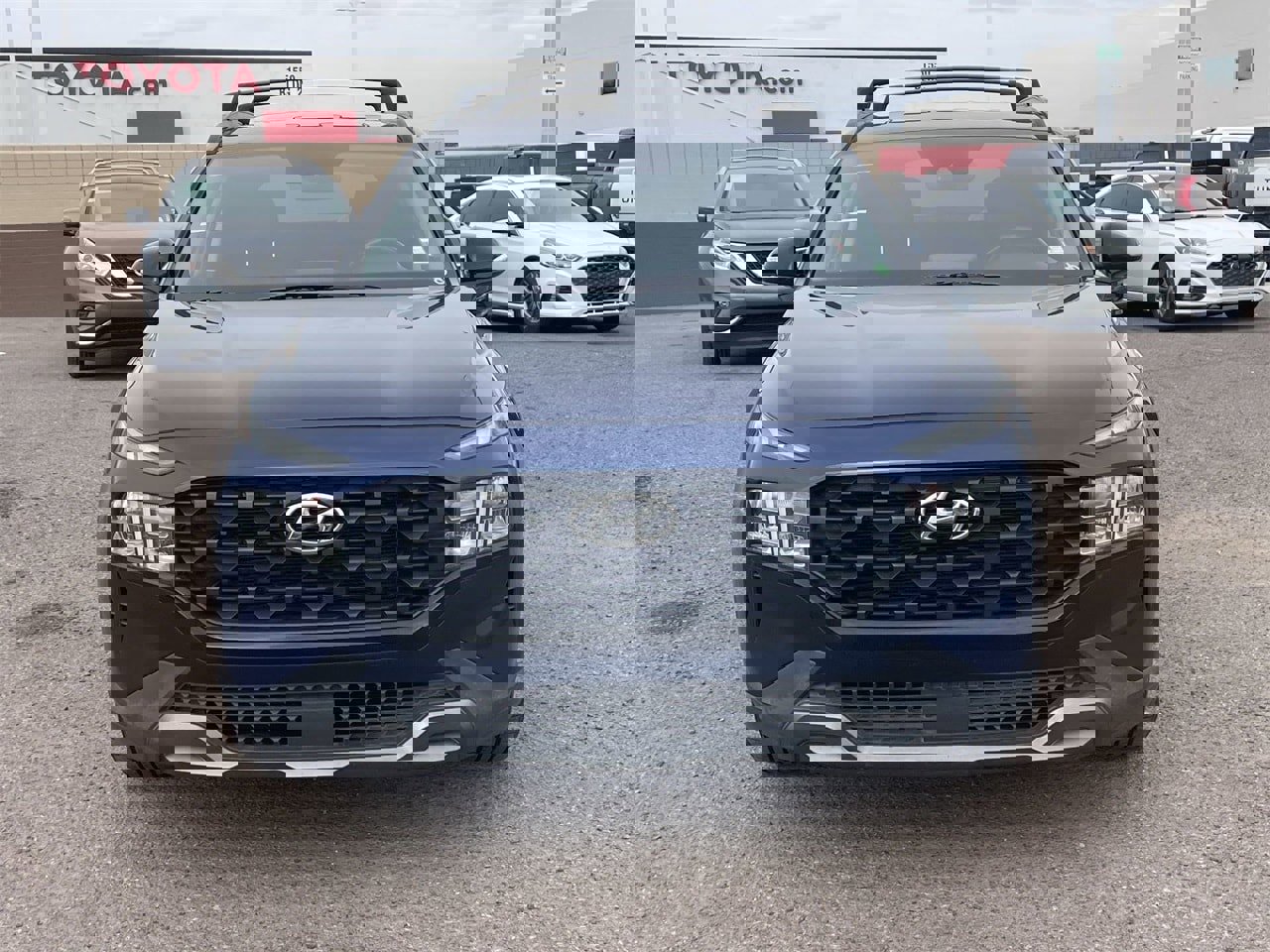 Used 2022 Hyundai Santa Fe XRT image 2