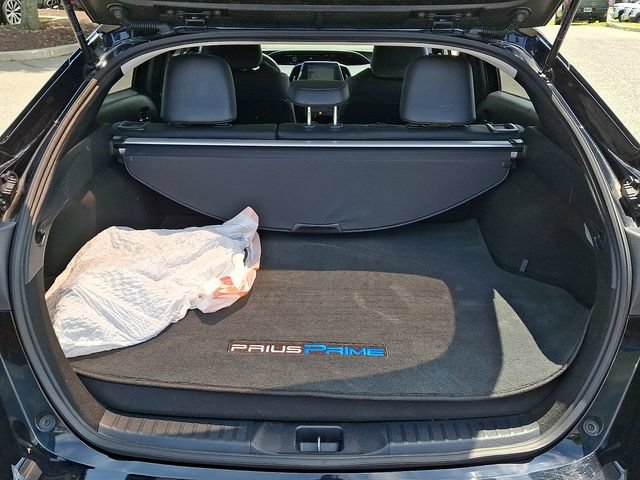 Used 2021 Toyota Prius Prime Limited w/ Carpet Mat Package (TMS) FWD image 31