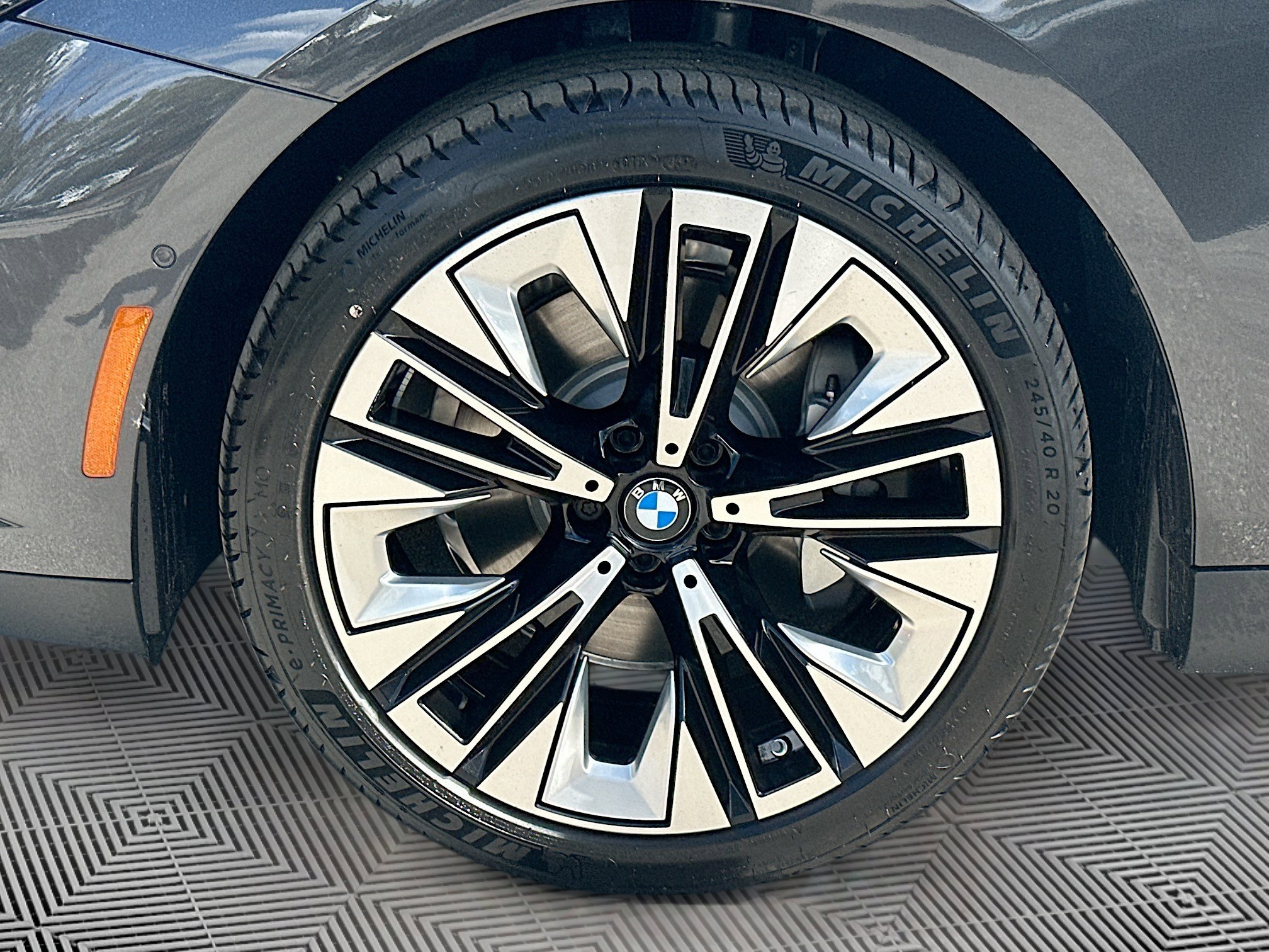 New 2026 BMW 530i w/ Premium Package image 26