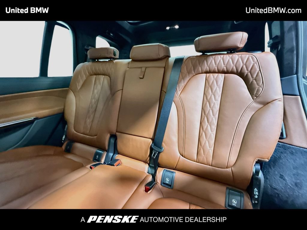 New 2027 BMW X7 xDrive40i w/ Executive Package AWD/4WD image 13