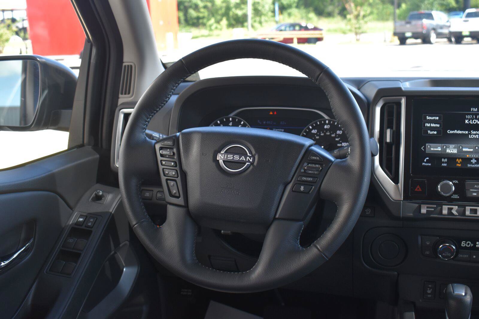Certified 2025 Nissan Frontier SV w/ SV Convenience Package RWD image 36