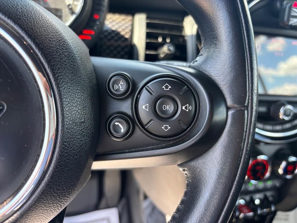 Used 2017 MINI Cooper S image 16