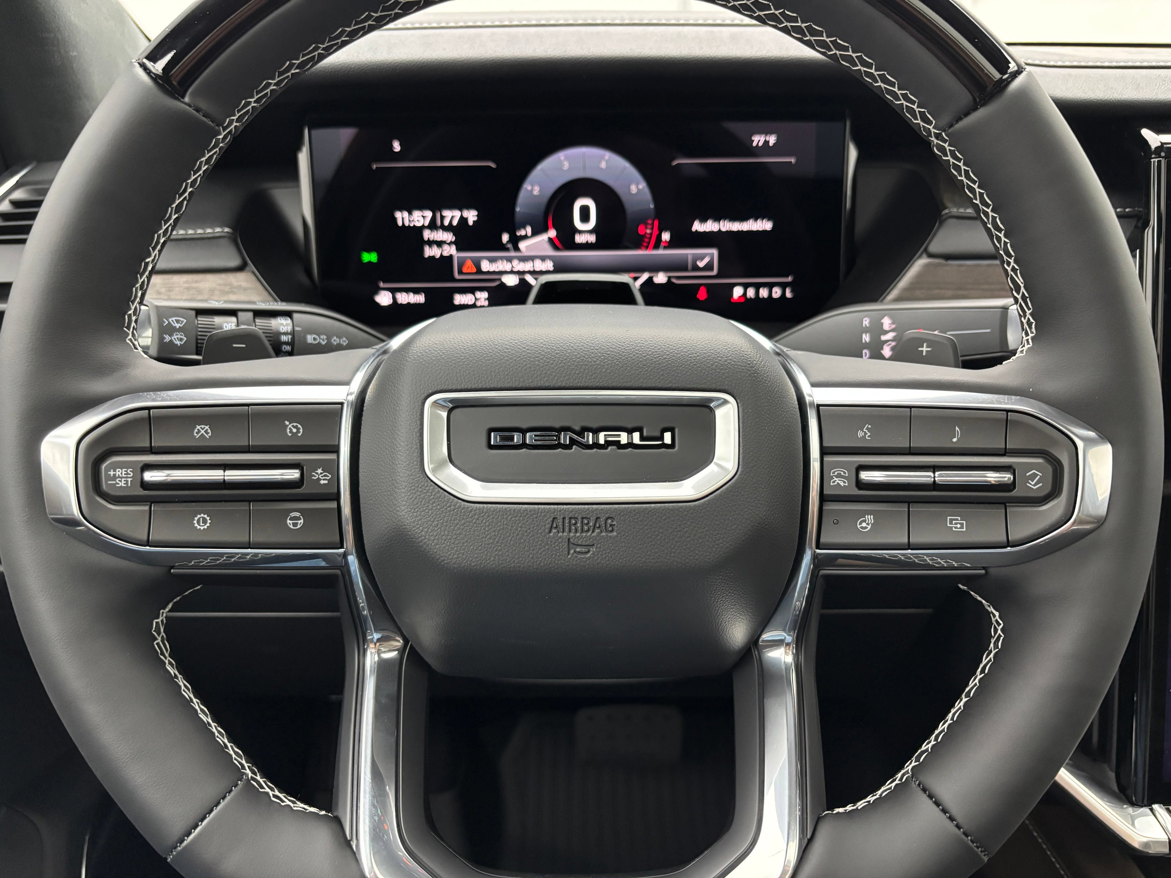 New 2026 GMC Acadia Denali Ultimate w/ LPO, Floor Liner Package AWD/4WD image 23