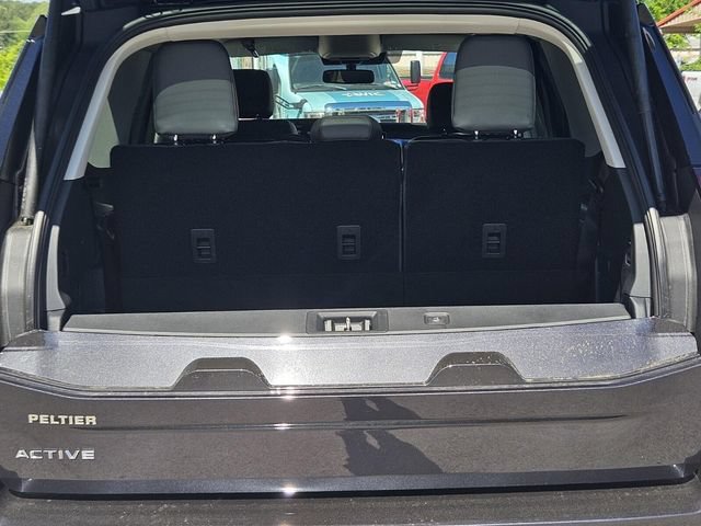 New 2026 Ford Expedition Active RWD image 8