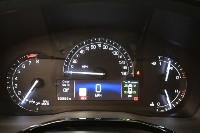 Used 2017 Cadillac XT5 Luxury w/ Driver Awareness Package AWD/4WD image 29