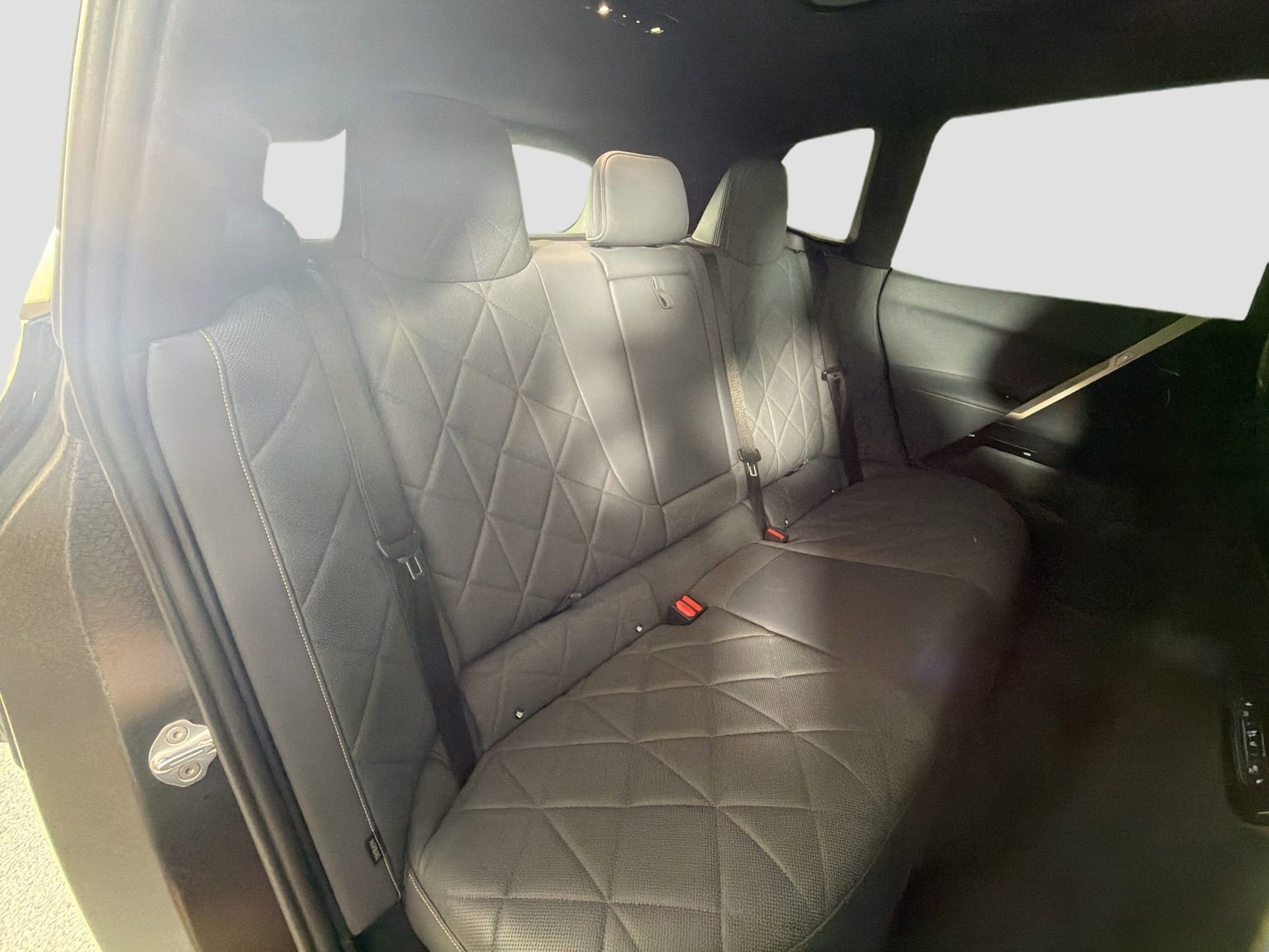 Used 2023 BMW iX xDrive50 w/ Ultimate Package image 27