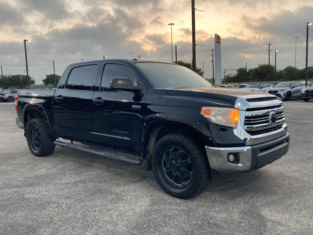 Used 2017 Toyota Tundra SR5 w/ SR5 Upgrade Package RWD image 3
