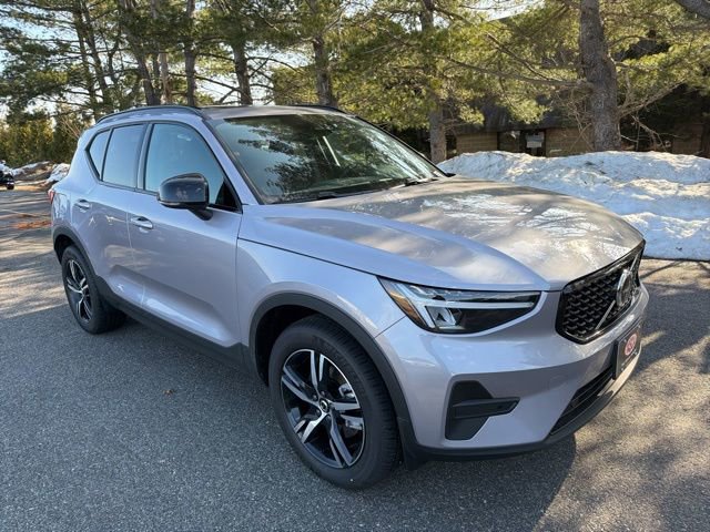 New 2026 Volvo XC40 B5 Core w/ Protection Package Premier image 1