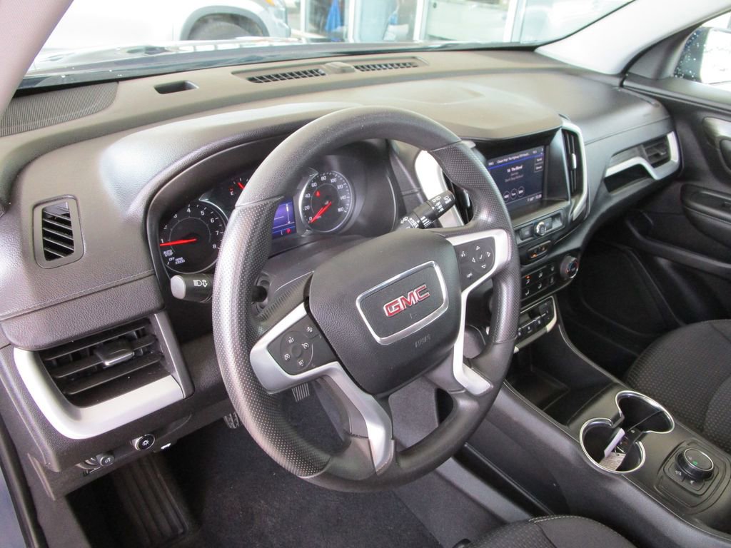 Used 2022 GMC Terrain SLE FWD image 18