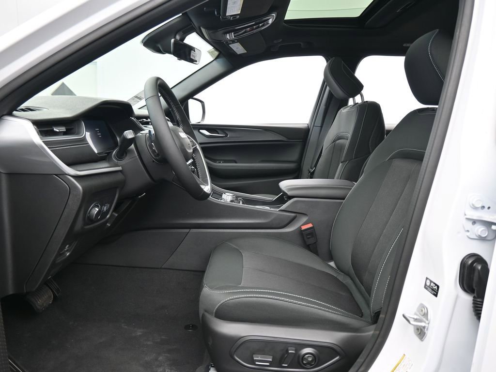 New 2026 Jeep Grand Cherokee Laredo X image 44