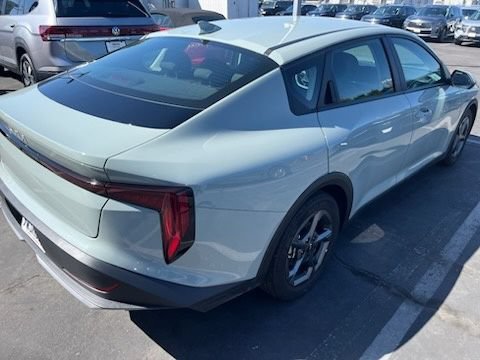 Used 2026 Kia K4 FWD image 12