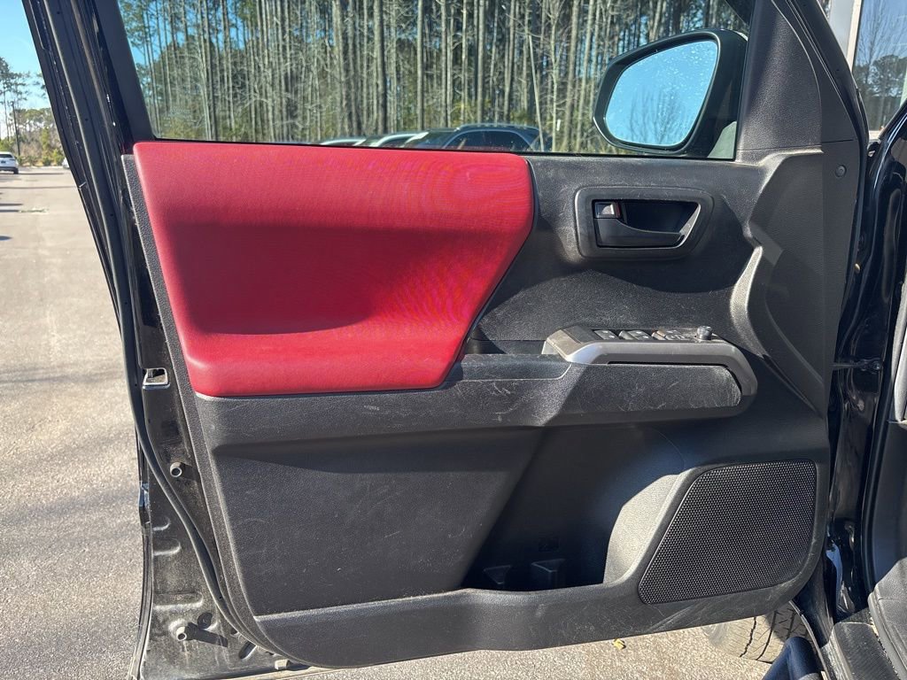 Used 2022 Toyota Tacoma SR5 image 37