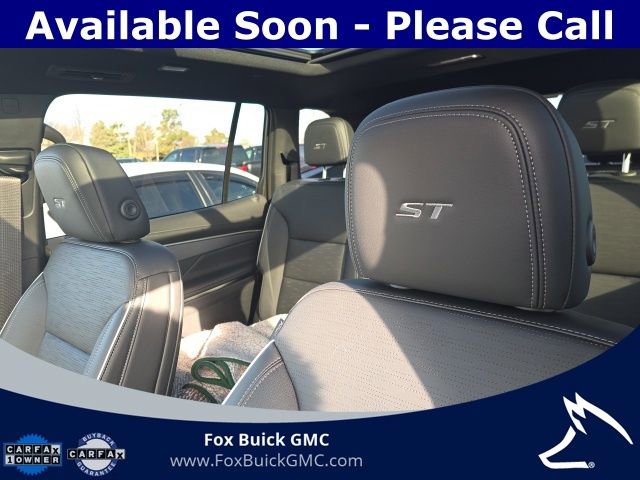 Certified 2026 Buick Enclave Sport Touring w/ Power Package AWD/4WD image 8