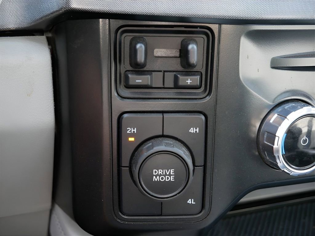 Used 2024 Ford F450 Limited w/ FX4 Off-Road Package image 21