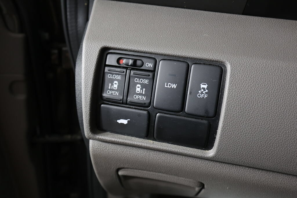 Used 2015 Honda Odyssey EX-L image 30