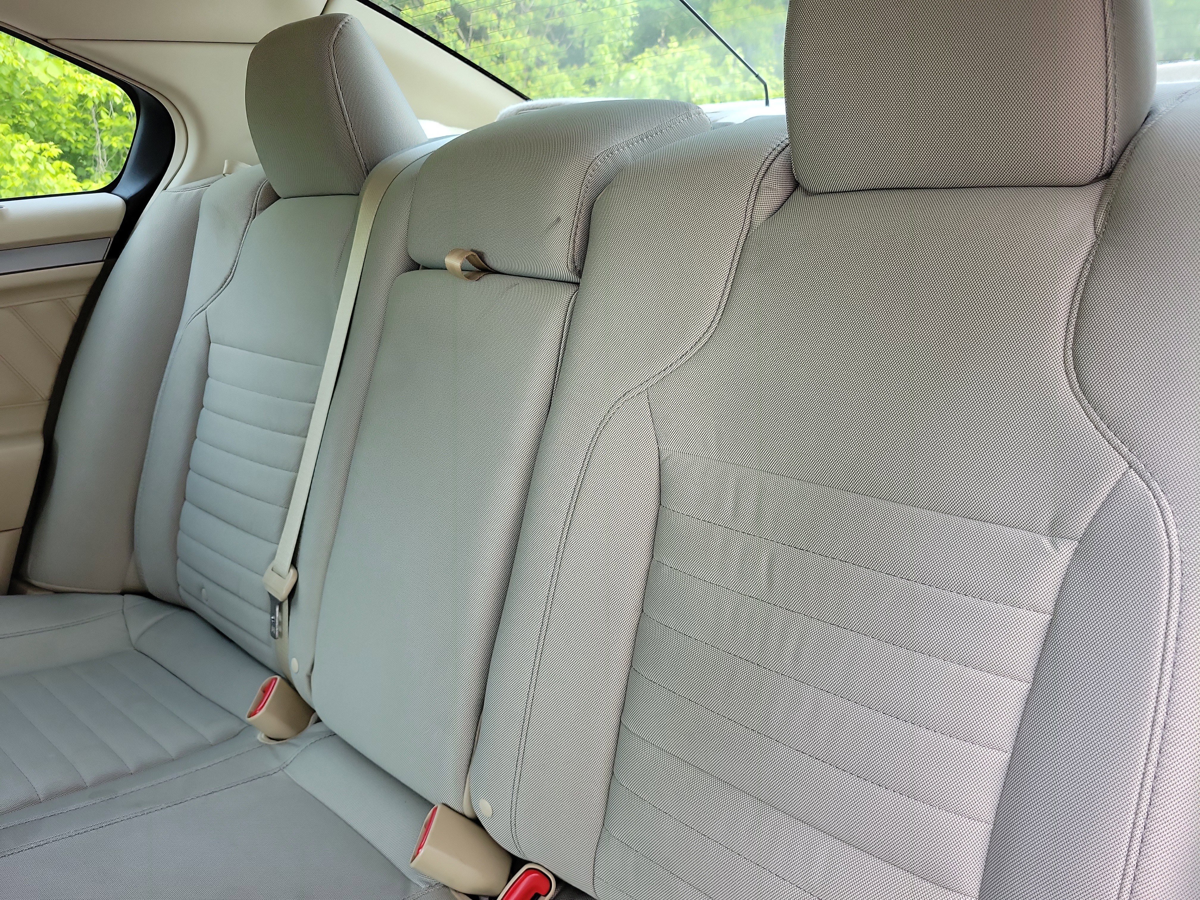 Used 2013 Ford Taurus SE image 17