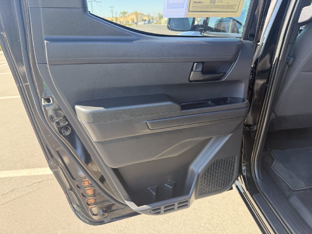 Used 2025 Toyota Tacoma SR5 AWD/4WD image 13