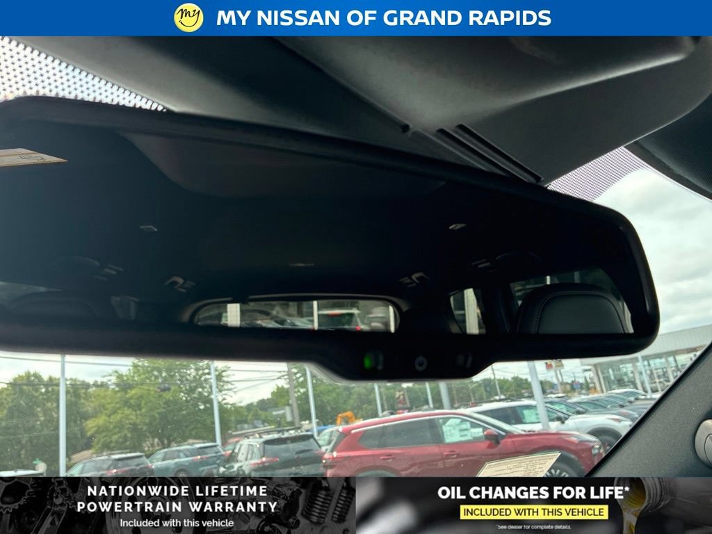 New 2026 Nissan Armada SL w/ Captain's Chari Seat Package AWD/4WD image 28