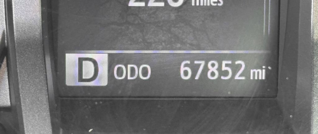 Used 2020 Toyota Tacoma TRD Off-Road AWD/4WD image 17