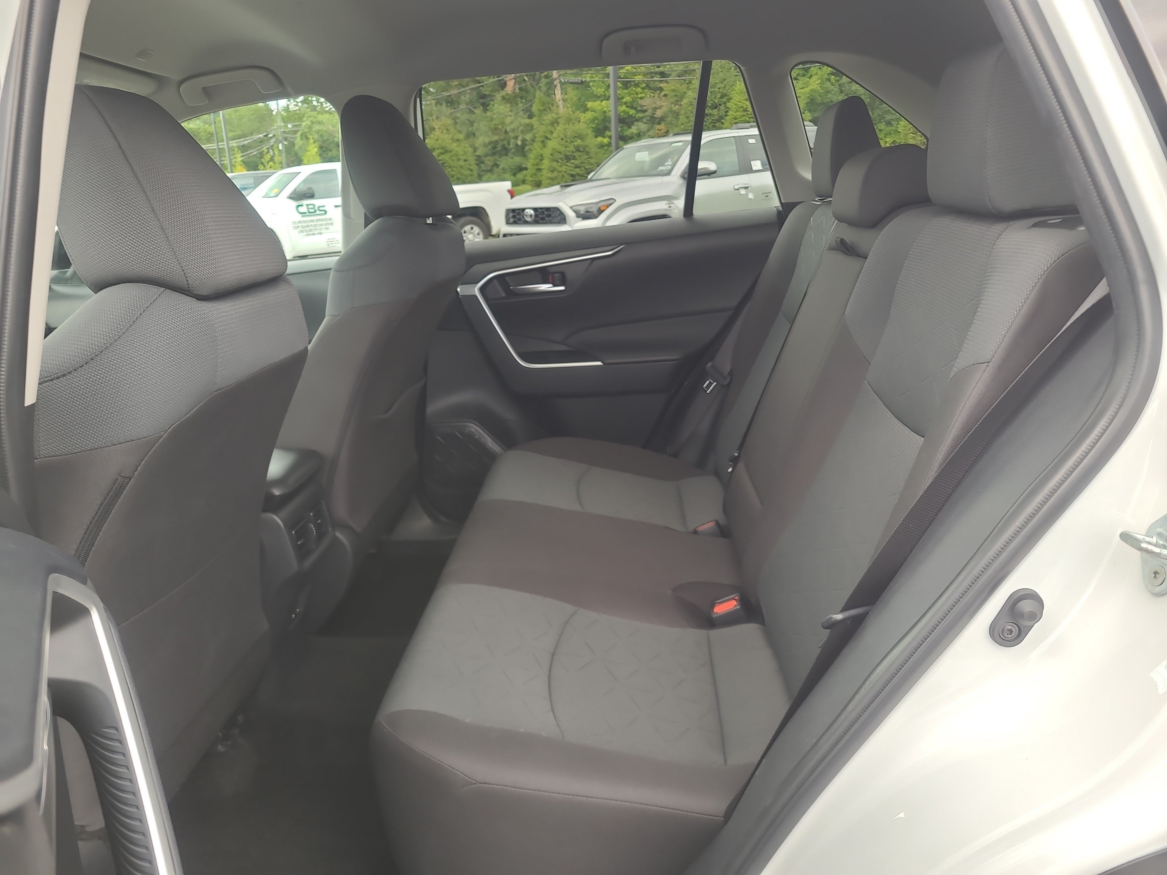 Certified 2025 Toyota RAV4 XLE AWD/4WD image 27