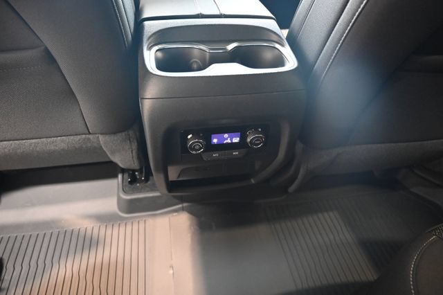 New 2026 Chevrolet Traverse LT w/ LPO, Floor Liner Package FWD image 25