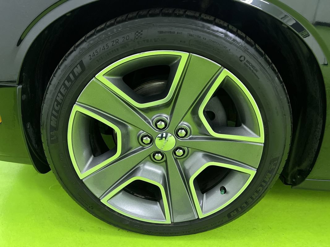 Used 2012 Dodge Challenger R/T RWD image 16
