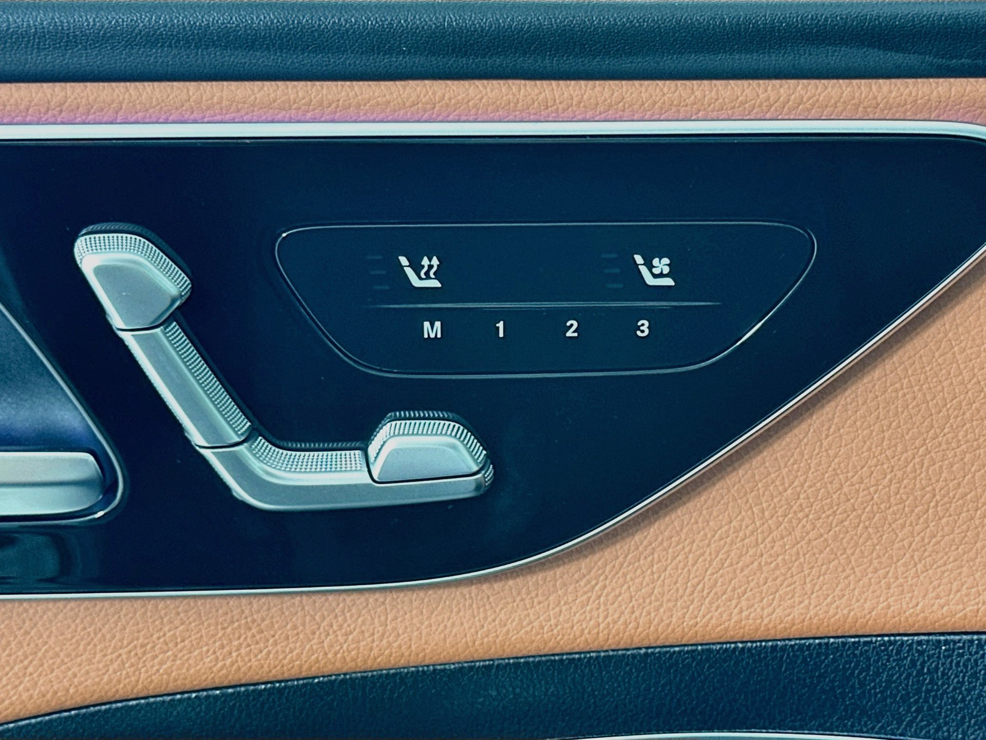 New 2026 Mercedes-Benz C 300 Sedan image 22