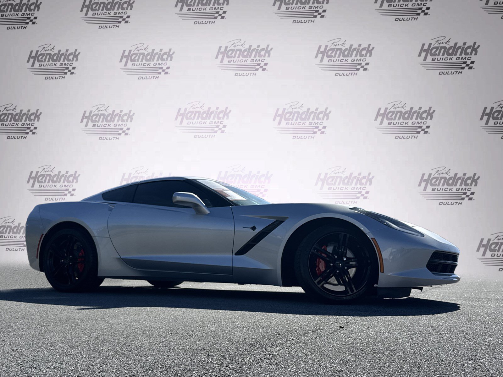 Used 2016 Chevrolet Corvette Stingray Coupe w/ Carbon Flash Badge Package RWD image 2