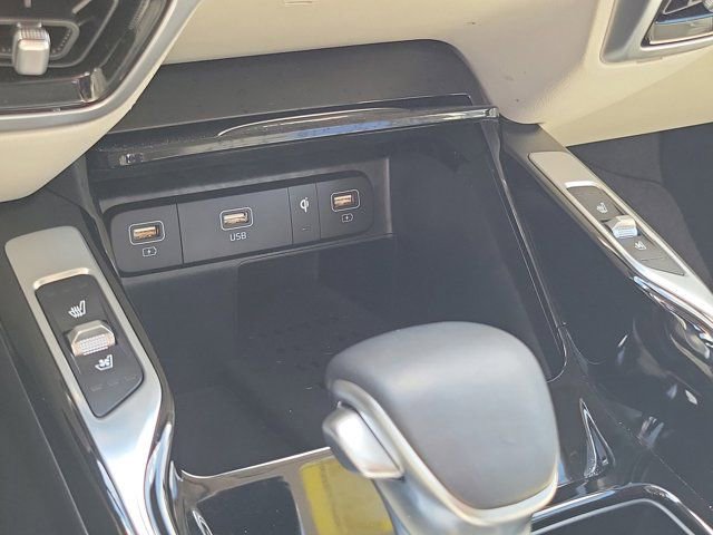 Used 2022 Kia Sorento SX image 31