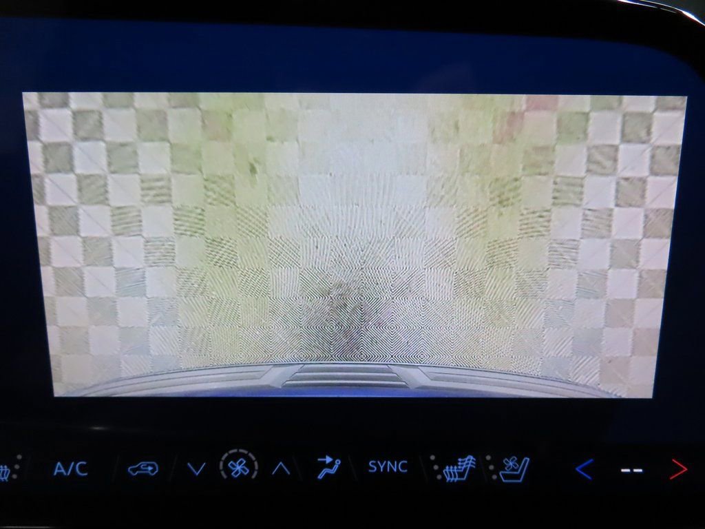 Used 2025 Chevrolet Tahoe High Country image 22