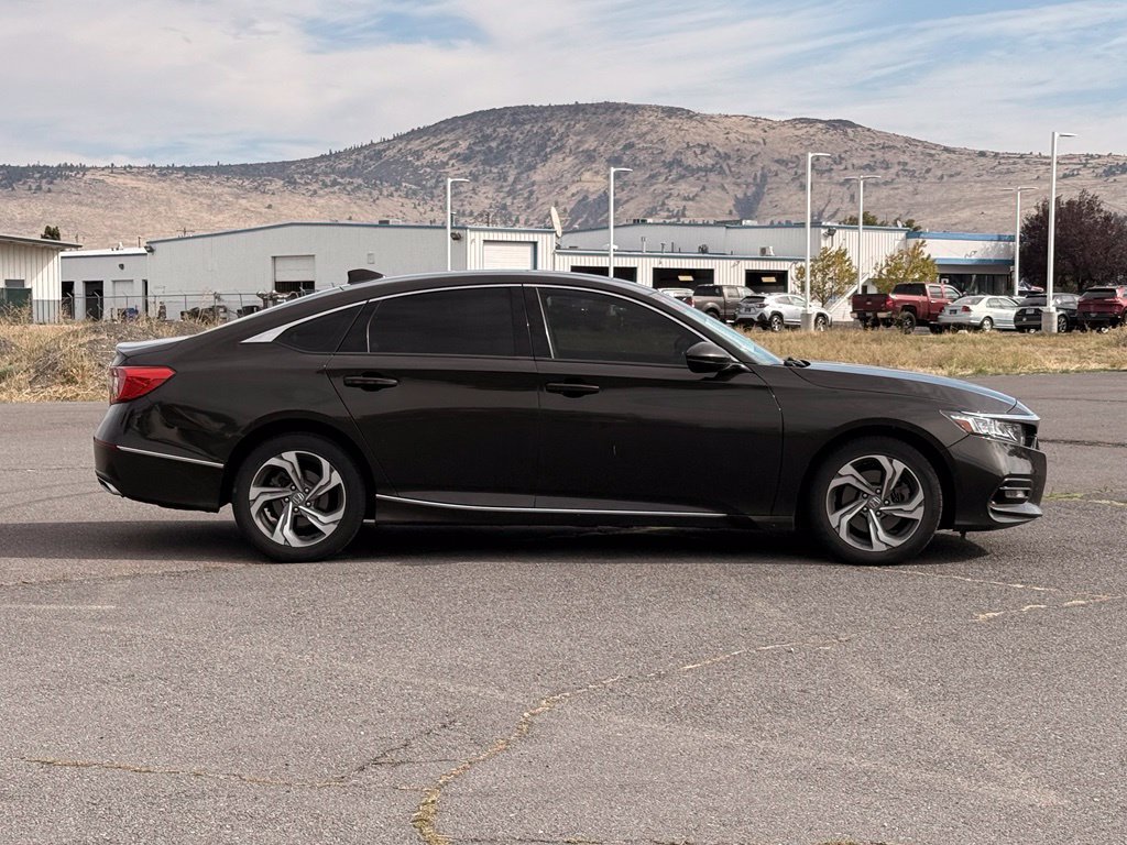 Used 2018 Honda Accord EX-L image 6