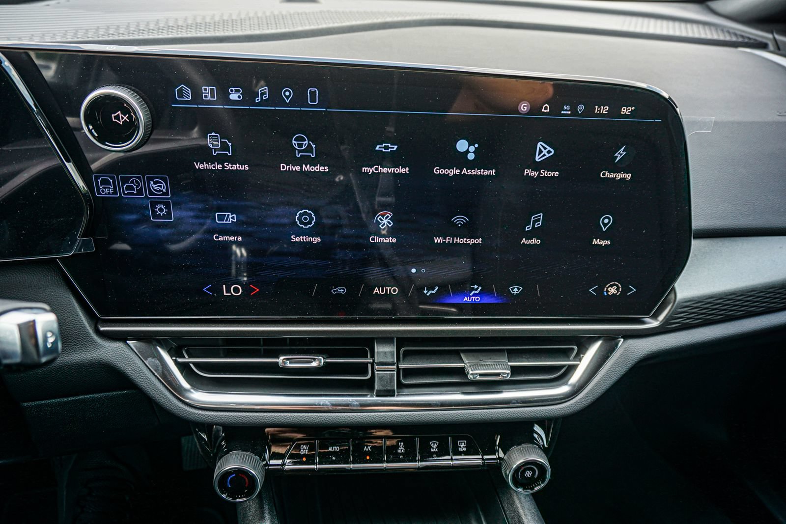 New 2026 Chevrolet Equinox EV LT FWD image 31