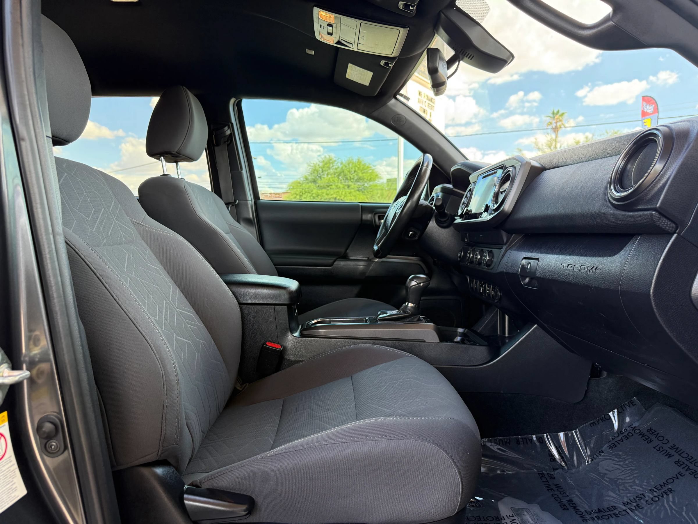 Used 2019 Toyota Tacoma TRD Sport w/ Technology Package RWD image 15