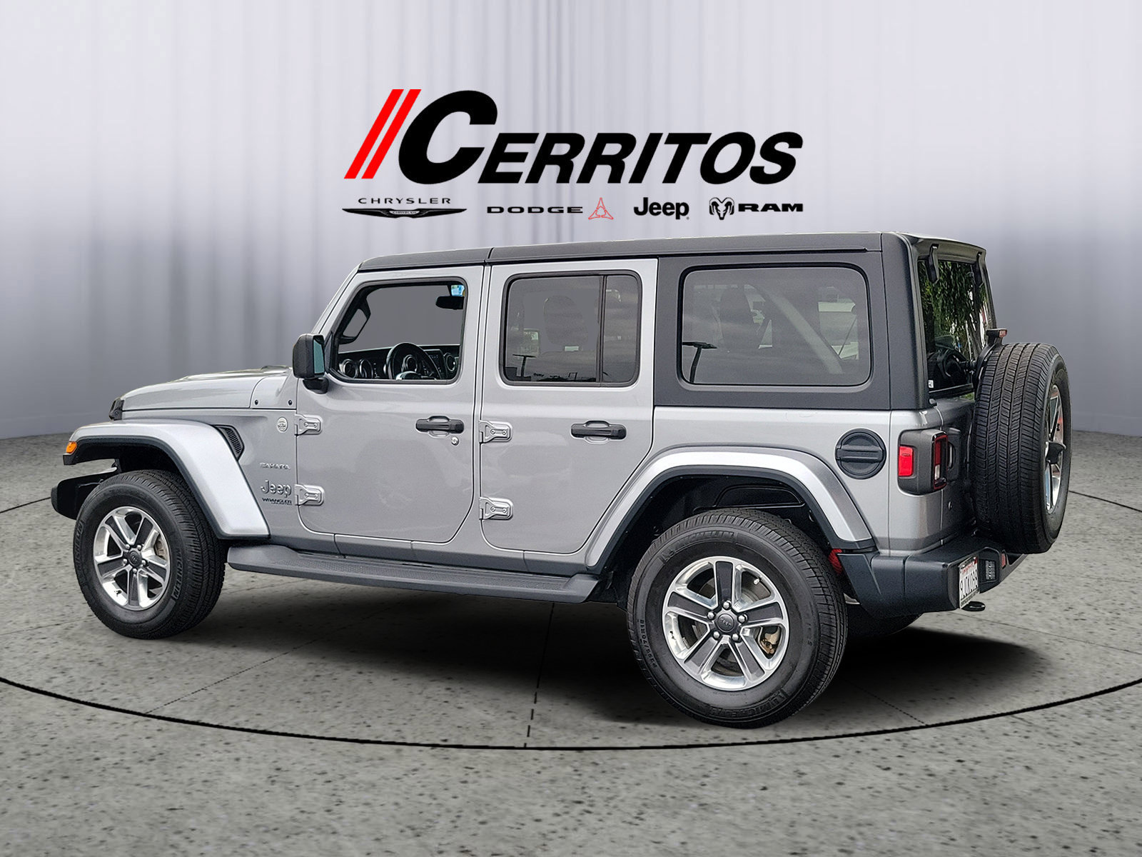 Used 2020 Jeep Wrangler Unlimited Sahara AWD/4WD image 2